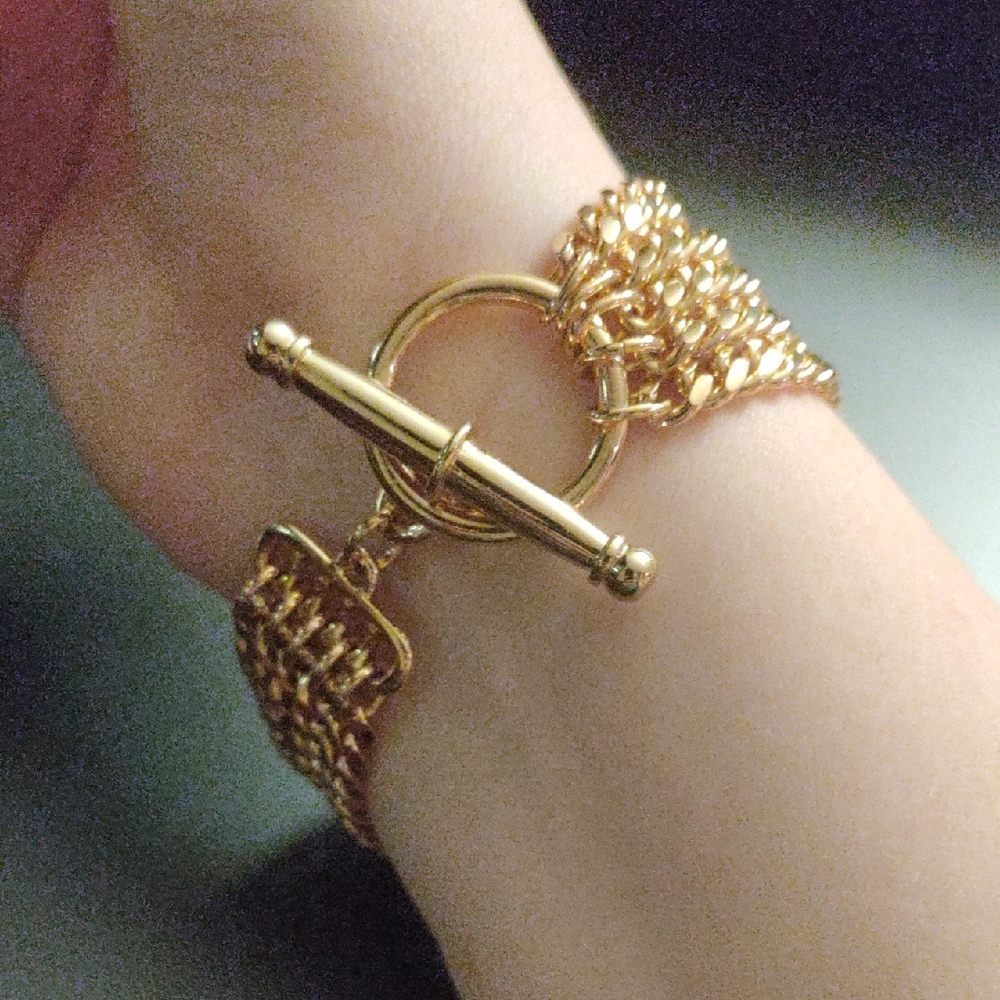 Vintage Monet Gold Tone Five Strand Chain T-Bar Clasp Bracelet